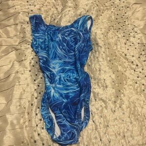 Blue children’s gymnastics leotard in great condition!!